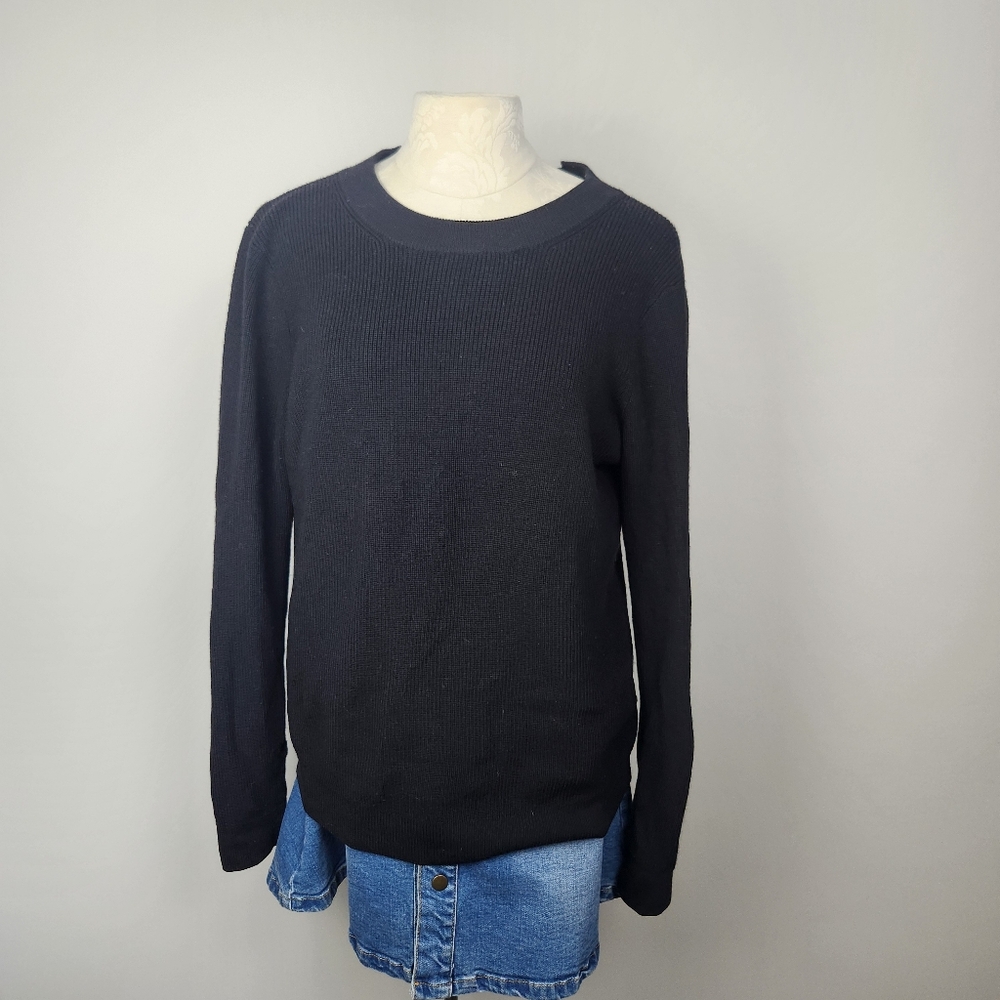 Aritzia 100% Wool Black Sweater Balletcore Open Scoop Back Size Small - Picture 4 of 14